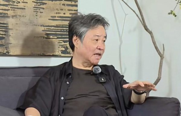 涵乔财富 余华：我是詹姆斯的忠实粉丝；库里的打法改变了篮球